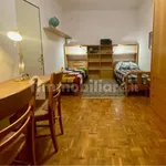 Rent 5 bedroom apartment of 120 m² in Venice