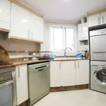 Rent a room of 80 m² in valencia