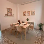 Rent 3 bedroom apartment of 87 m² in Valencia