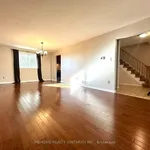 Appartement de 3013 m² avec 4 chambre(s) en location à Newmarket (Huron Heights-Leslie Valley)