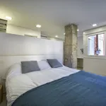 Rent 4 bedroom apartment of 138 m² in Valladolid