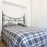 Rent 1 bedroom apartment of 30 m² in madrid