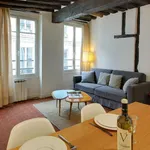 Appartement de 400 m² avec 1 chambre(s) en location à Paris