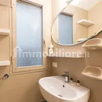 Rent 1 bedroom apartment of 25 m² in Florence