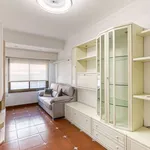 Rent 3 bedroom apartment in barcelona