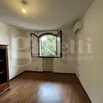 Affitto 5 camera casa di 150 m² in Formigine