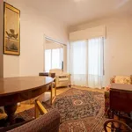 Rent 2 bedroom apartment of 90 m² in Piraeus