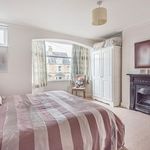 Rent 3 bedroom house in South East England