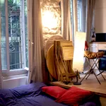 Rent 2 bedroom apartment of 45 m² in Paris