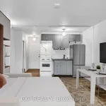 Rent 1 bedroom apartment of 7 m² in Toronto (The Beaches)