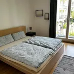 Miete 3 Schlafzimmer wohnung von 93 m² in Frankfurt am Main