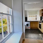 Rent 2 bedroom apartment of 52 m² in Edinburgh