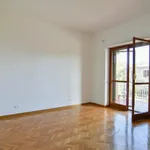 Rent 4 bedroom apartment of 115 m² in Roma