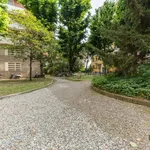 Rent 4 bedroom apartment of 140 m² in Milano