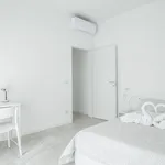 Rent 4 bedroom apartment of 90 m² in Bologna