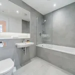 Rent 2 bedroom flat in London