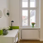 Rent 3 bedroom apartment of 45 m² in Berlin