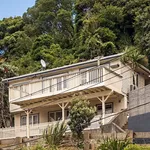 Rent 3 bedroom apartment in Wellington