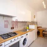 Rent 4 bedroom apartment of 19 m² in Roma