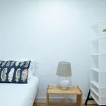 Rent 2 bedroom apartment in lisbon