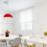 Rent 3 bedroom apartment of 180 m² in Sevilla