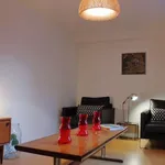 Huur 1 slaapkamer appartement van 65 m² in brussels