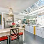 Rent 5 bedroom house of 330 m² in Rome