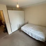 Rent 3 bedroom flat in Brighton