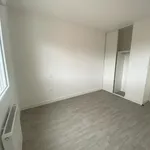 Rent 3 bedroom apartment of 67 m² in CHALLANS