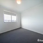 Rent 3 bedroom house in  Thornhill Park VIC 3335                        