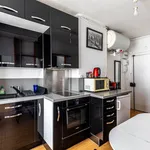 Appartement de 237 m² avec 1 chambre(s) en location à Paris