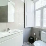 Rent a room of 20 m² in lisbon