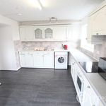 Rent 3 bedroom flat in Edinburgh