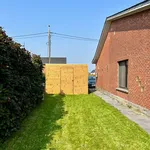 Huur 3 slaapkamer huis van 660 m² in Meerbeek