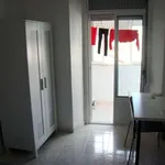 Rent a room in lisbon