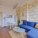 Appartement de 431 m² avec 1 chambre(s) en location à Bordeaux