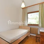 4-room flat good condition, ground floor, Niederdorf