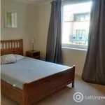 Rent 3 bedroom apartment in Edinburgh