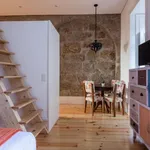 Rent 1 bedroom apartment in Porto