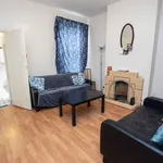 Rent 3 bedroom flat in West Midlands