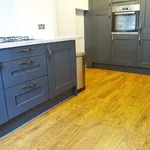 Rent 4 bedroom flat in Glasgow