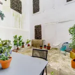 Rent 2 bedroom apartment of 45 m² in Porto