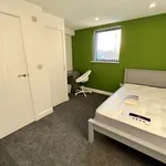 Rent 5 bedroom house in West Midlands