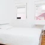 Rent 6 bedroom apartment in Porto