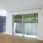 Rent 2 bedroom house of 103 m² in Santa Monica