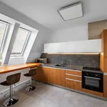 Pronajměte si 6 ložnic/e byt o rozloze 289 m² v Prague