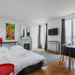 Appartement de 452 m² avec 1 chambre(s) en location à Paris