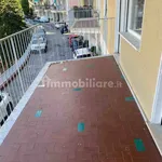 Rent 3 bedroom apartment of 90 m² in Genoa