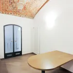 Pronajměte si 4 ložnic/e byt o rozloze 126 m² v Prague