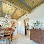 Rent 5 bedroom apartment of 300 m² in Rome